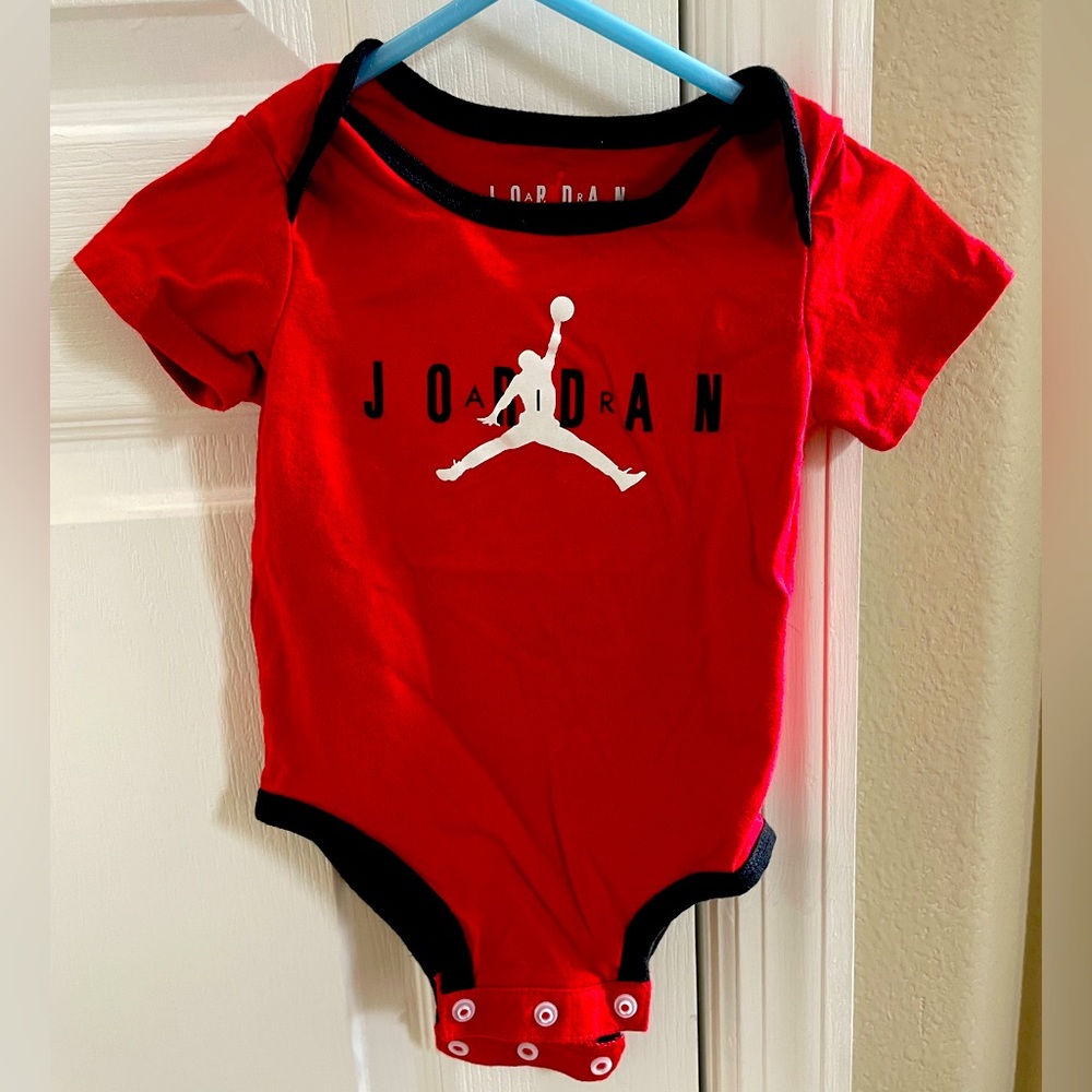 Authentic Jordan Boys Onesie. Size 6-12 Months